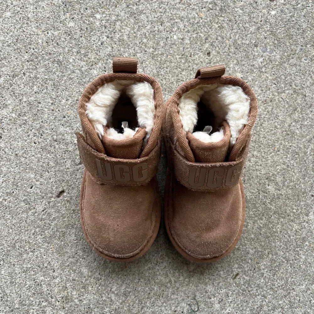 UGG Keelan Chestnut Suede Faux Fur Hook Loop Toddler Boots 1118792T Size 8
